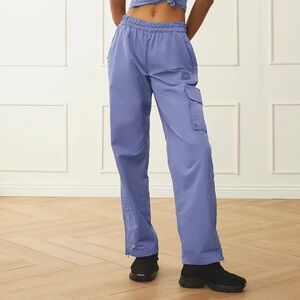 ALO Yoga INTERNATIONAL WIDE LEG CITY PANT- size small